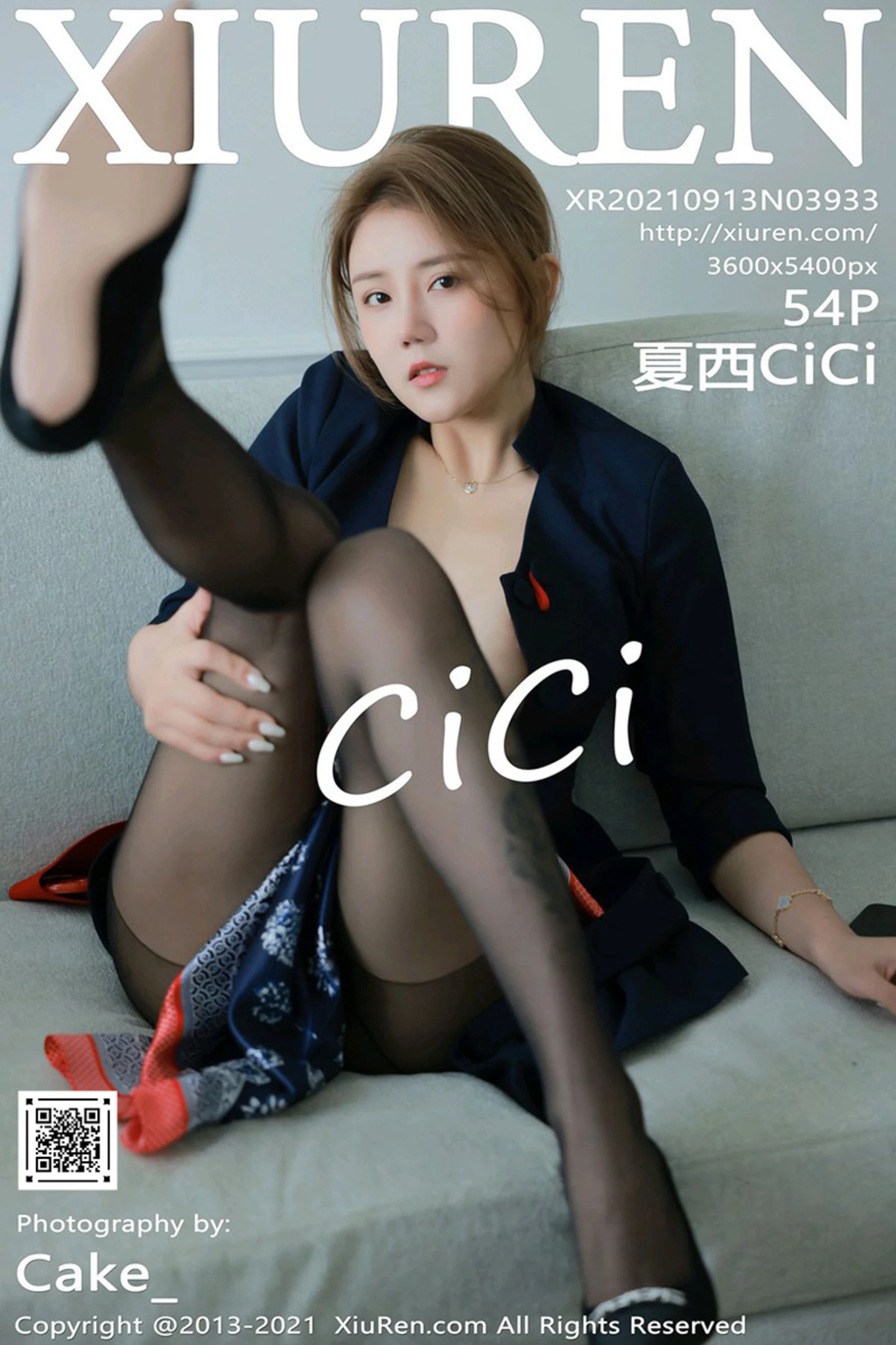 [XiuRen秀人网]VOL.3933 模特夏西CiCi澳门旅拍实习空姐剧情主题超薄无内黑丝诱惑写真54P-秀人网官方网站